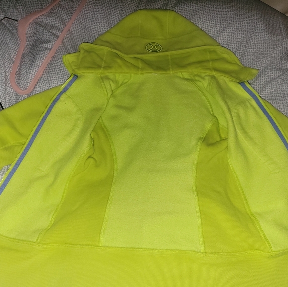 Lulu Scuba Sweater - Picture 4 of 7